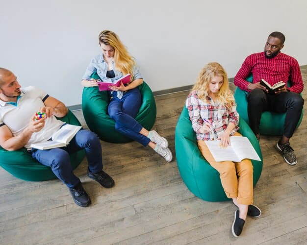 How Book Reviews Influence US Readers’ Purchasing Decisions in 2025